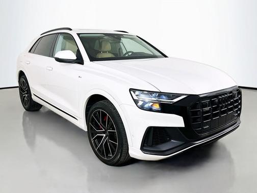 Carrara White 2022 Audi Q8 55 Premium Plus