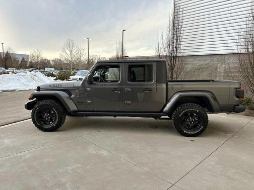 2024 Jeep Gladiator Willys