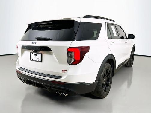 Star White Metallic Tri-Coat 2020 Ford Explorer ST