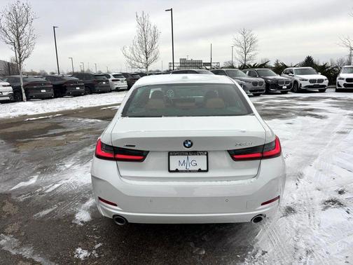 2025 BMW 330 xDrive