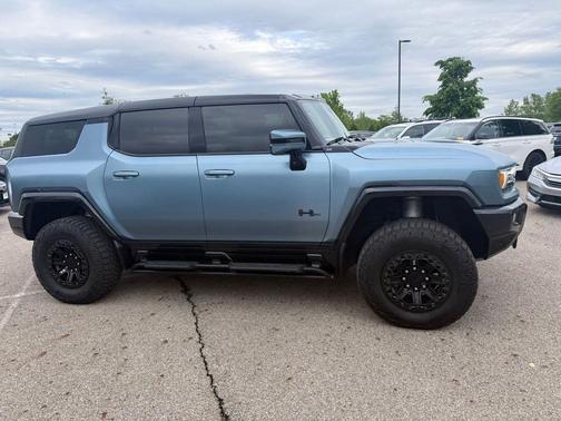 Neptune Blue Matte 2024 GMC HUMMER EV SUV 3X