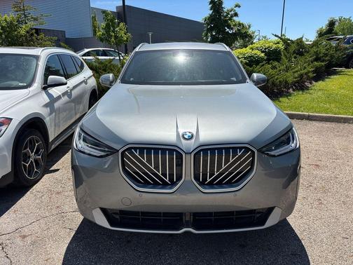 Skyscraper Grey Metallic 2026 BMW X3 30 xDrive