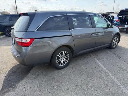 Polished Metal Metallic 2011 Honda Odyssey EX-L