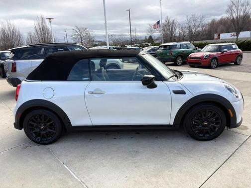 Nanuq White Metallic 2024 MINI Convertible Cooper