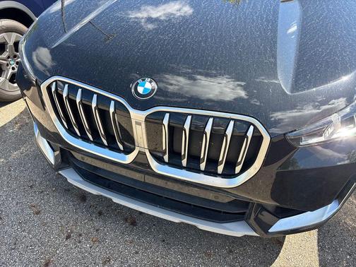 Black Sapphire Metallic 2024 BMW X1 xDrive28i