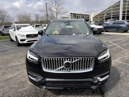 2023 Volvo XC90 B6 Ultimate 7-Seater