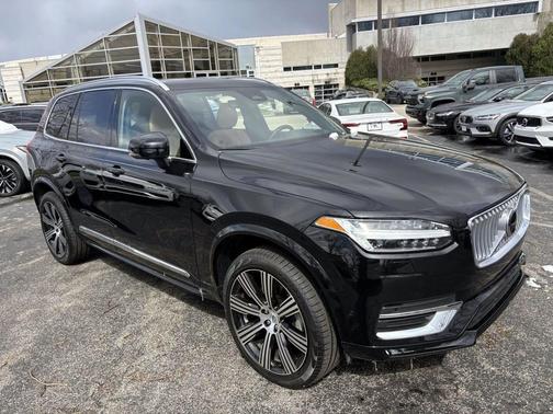 2023 Volvo XC90 B6 Ultimate 7-Seater