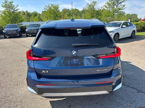 Phytonic Blue Metallic 2025 BMW X1 xDrive28i