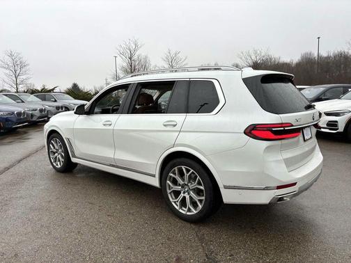 2026 BMW X7 xDrive40i