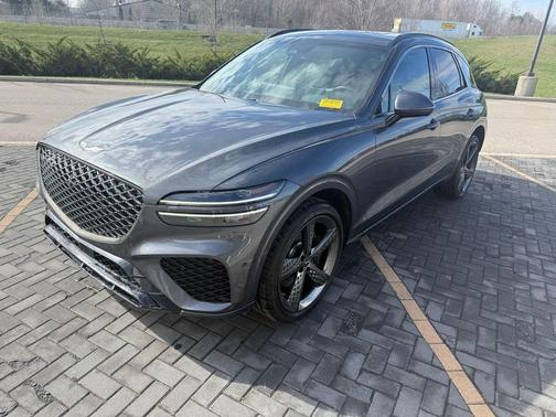 Himalayan Gray 2022 Genesis GV70 3.5T AWD Sport
