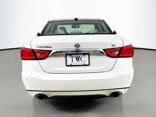 Pearl White 2017 Nissan Maxima 3.5 SL