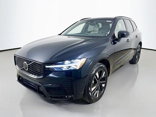 Onyx Black Metallic 2026 Volvo XC60 B5 Plus