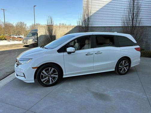 2024 Honda Odyssey Touring