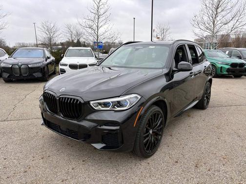 2023 BMW X5 M50i