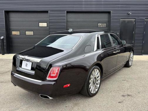 2019 Rolls-Royce Phantom 