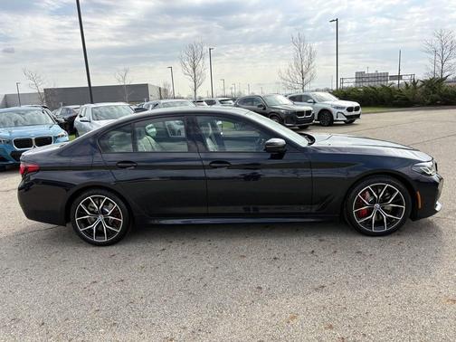 Carbon Black Metallic 2023 BMW 540 i xDrive