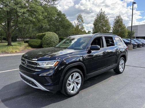 2022 Volkswagen Atlas 3.6L SE w/Technology