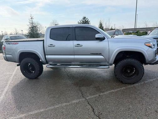 2022 Toyota Tacoma TRD Sport