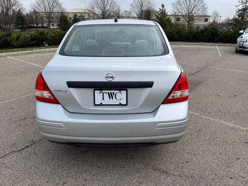2010 Nissan Versa 1.6