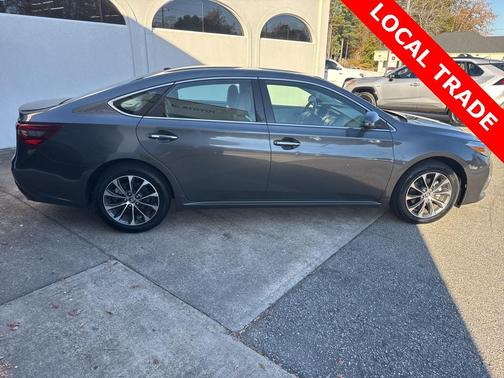 2016 Toyota Avalon XLE