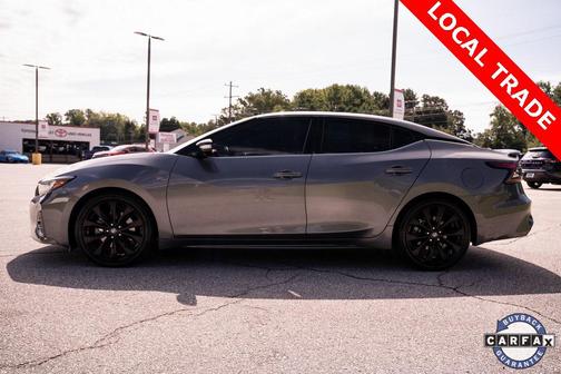 2022 Nissan Maxima SR Xtronic CVT