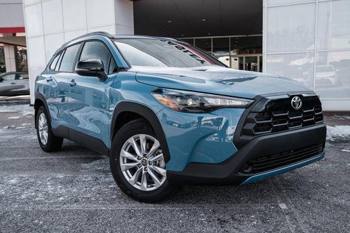 2026 Toyota Corolla Cross LE