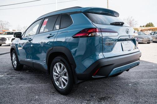 2026 Toyota Corolla Cross LE