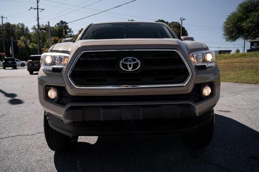 2017 Toyota Tacoma SR5