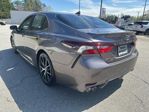 Predawn Gray Mica 2024 Toyota Camry Hybrid SE