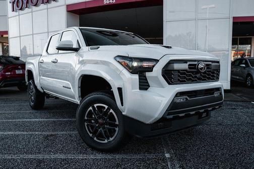 2025 Toyota Tacoma Hybrid TRD Sport