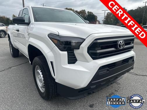 2025 Toyota Tacoma SR