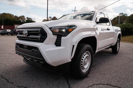 2025 Toyota Tacoma SR