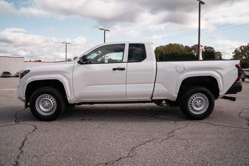 2025 Toyota Tacoma SR