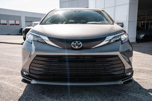 Heavy Metal 2026 Toyota Sienna XLE