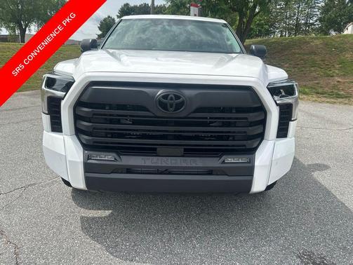 Ice 2024 Toyota Tundra SR5