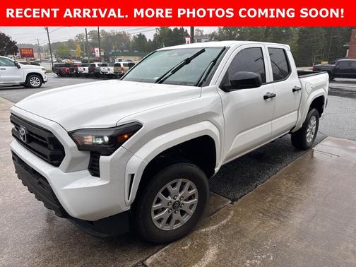 2024 Toyota Tacoma SR