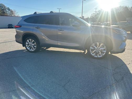 2023 Toyota Highlander Limited