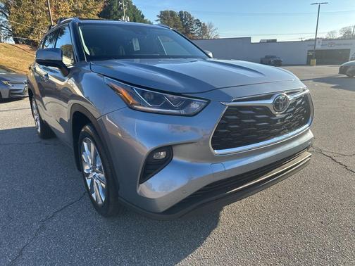 2023 Toyota Highlander Limited