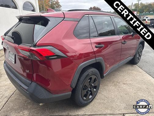 2019 Toyota RAV4 LE