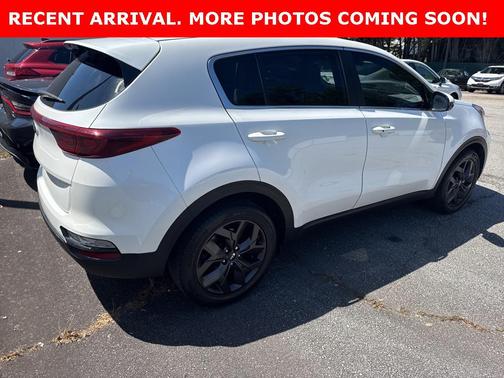 2022 Kia Sportage LX