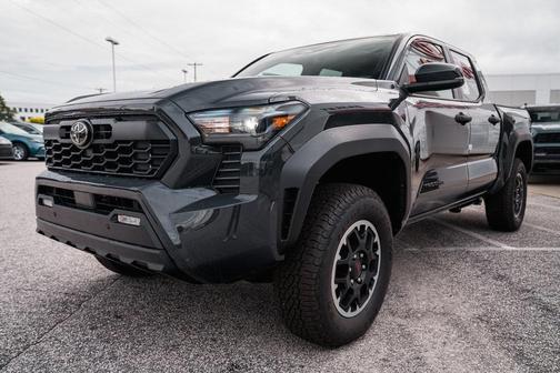 2025 Toyota Tacoma TRD Off Road