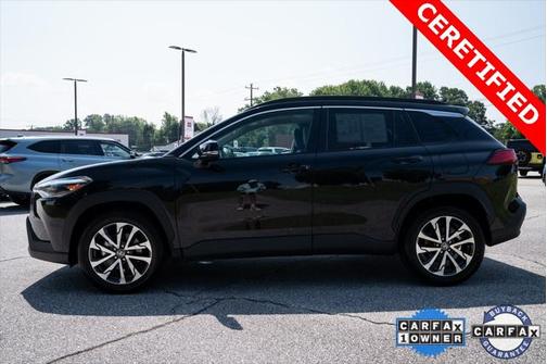 2024 Toyota Corolla Cross XLE