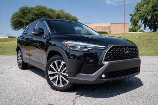 2024 Toyota Corolla Cross XLE