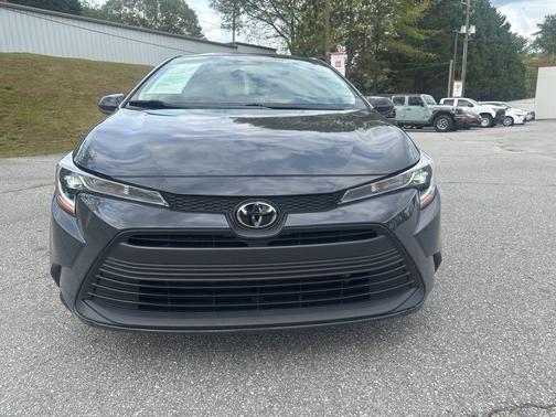 Underground 2025 Toyota Corolla LE