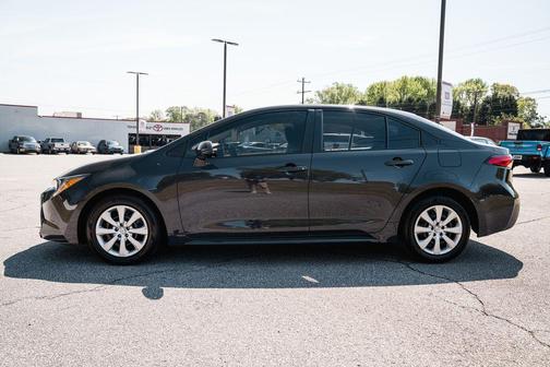 Underground 2025 Toyota Corolla LE