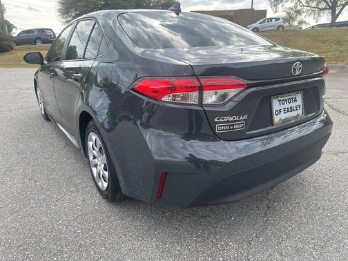 Underground 2025 Toyota Corolla LE