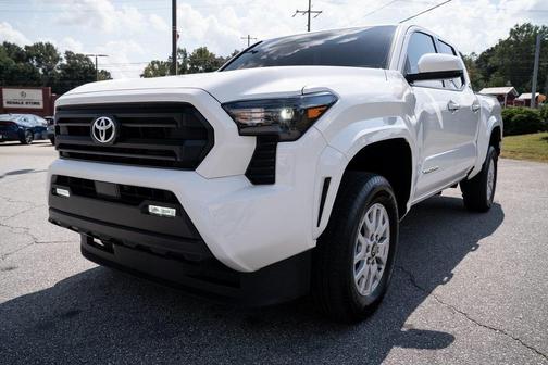 2024 Toyota Tacoma SR5
