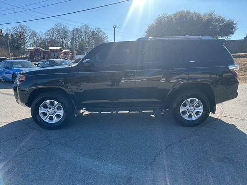 2017 Toyota 4Runner SR5