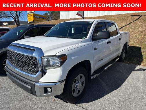 2018 Toyota Tundra SR5