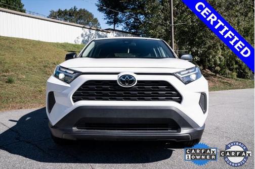 2023 Toyota RAV4 LE